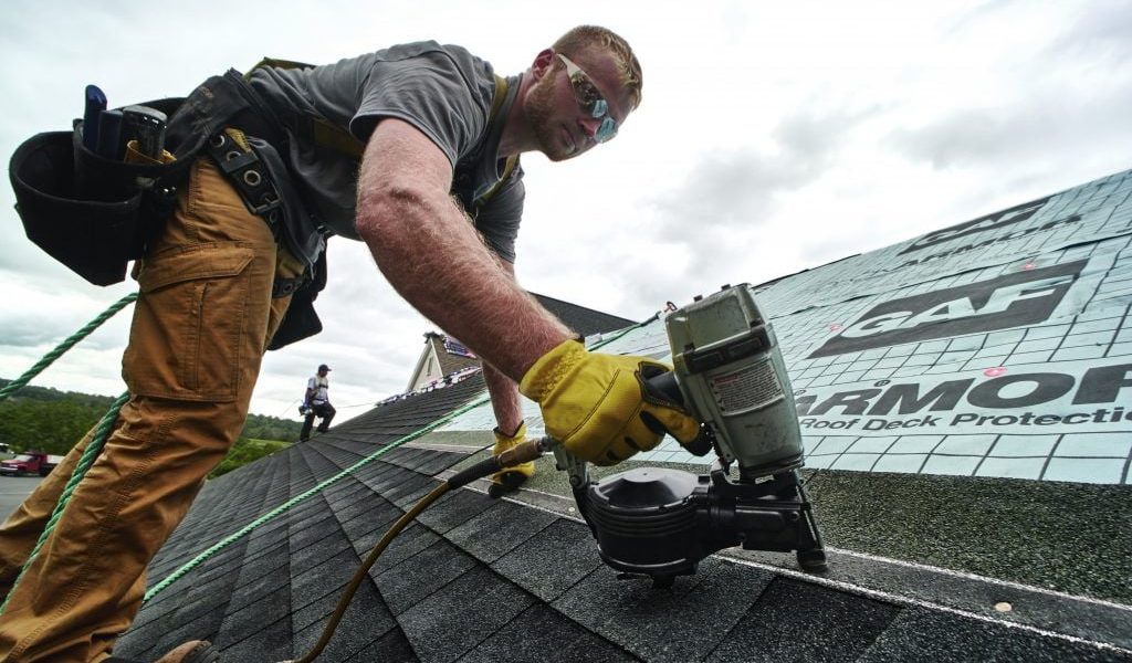 A Guide To Dealing With Emergency Roof Repair in Your Area